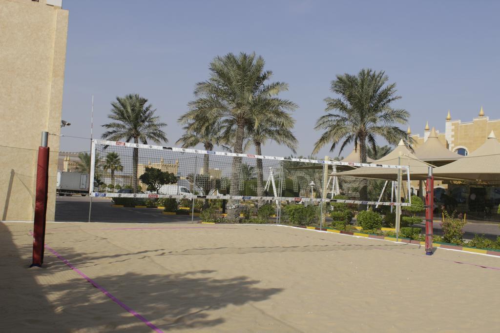 アル スルタン ビーチ リゾート アル・ホール エクステリア 写真 Al-Shaab Village