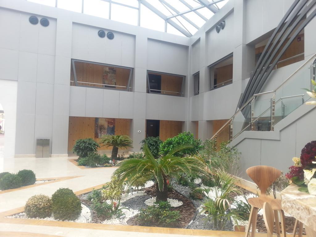アル スルタン ビーチ リゾート アル・ホール エクステリア 写真 Interior of the hospital