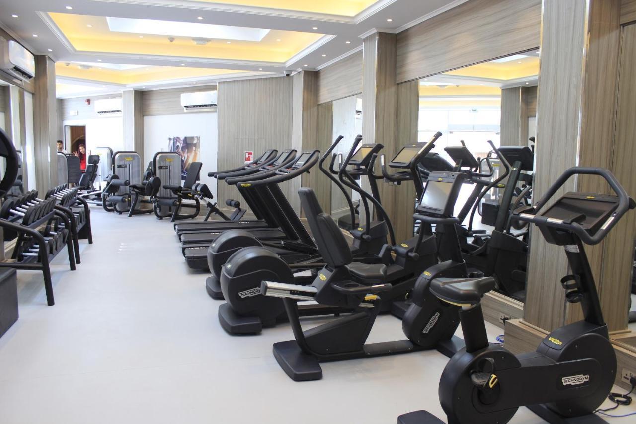 アル スルタン ビーチ リゾート アル・ホール エクステリア 写真 The gym at the hotel