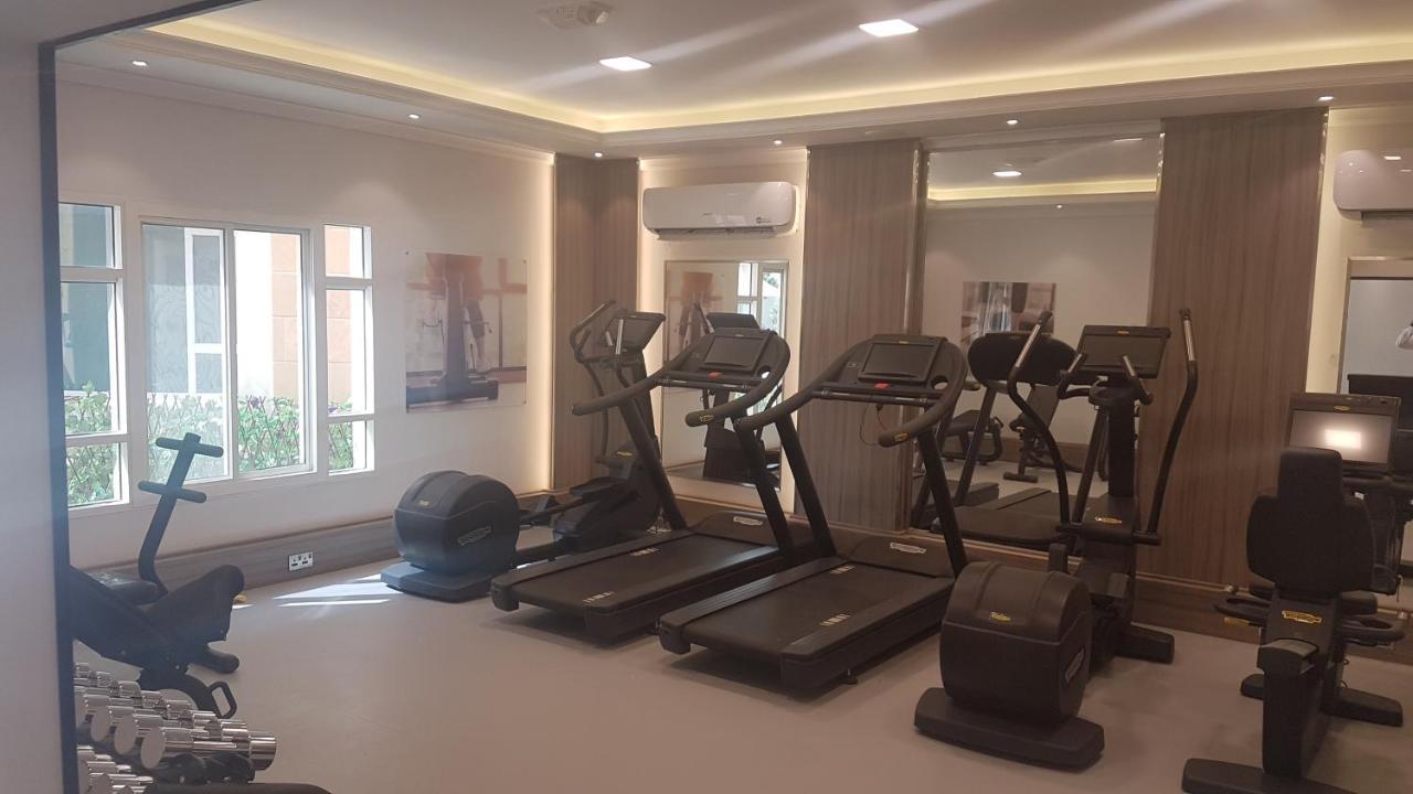 アル スルタン ビーチ リゾート アル・ホール エクステリア 写真 The gym at the hotel